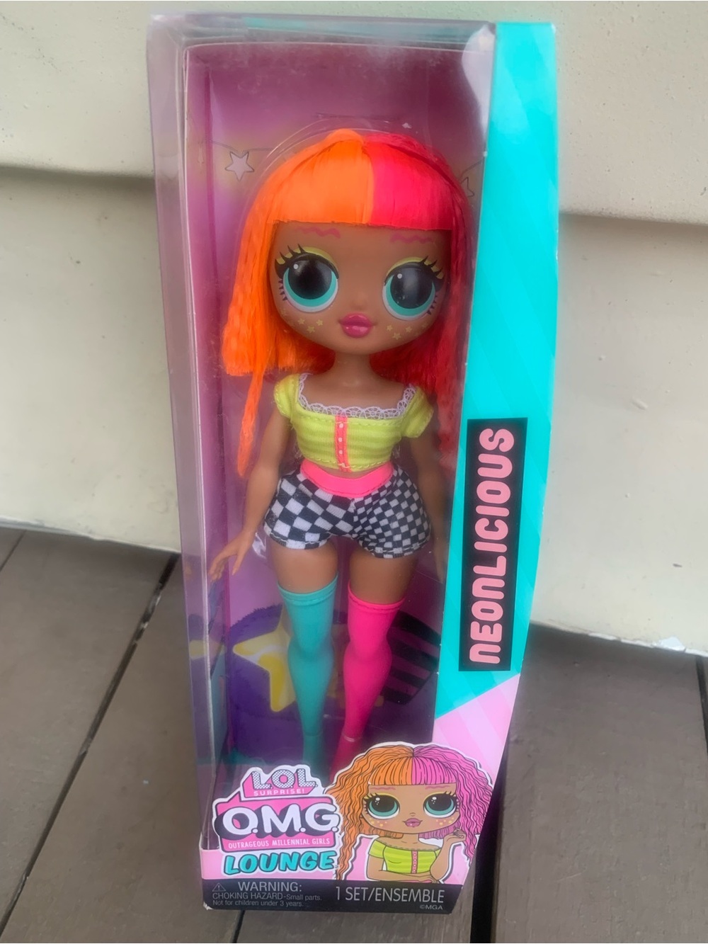 L.O.L. Surprise! OMG Lounge Neonlicious Doll -
